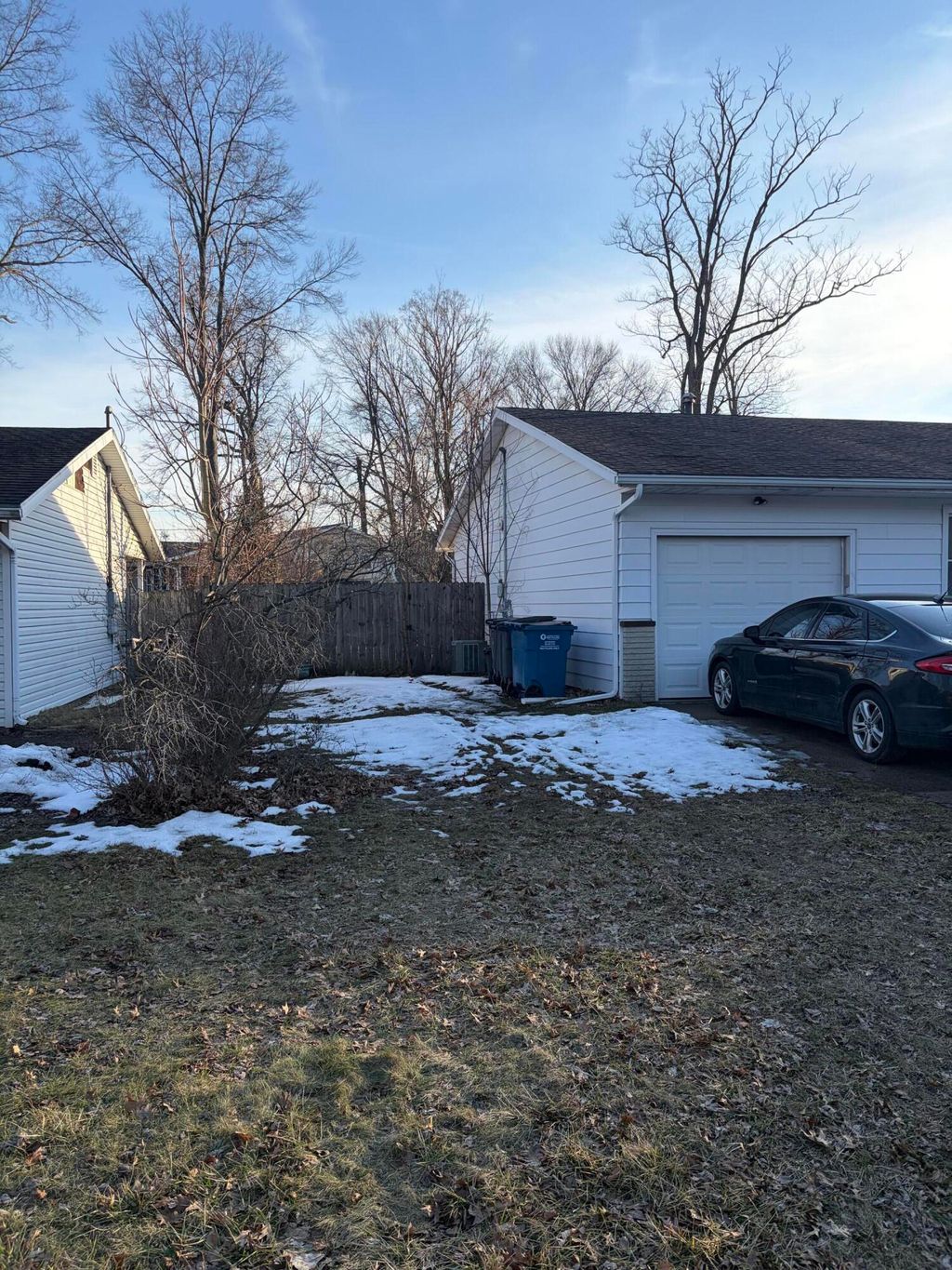Photo of 409 Holly Road, Michigan City, IN 46360 (MLS # 834166)
