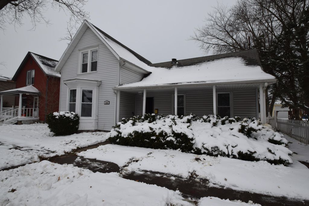 Photo of 116 Rankin Street, Chesterton, IN 46304 (MLS # 831453)