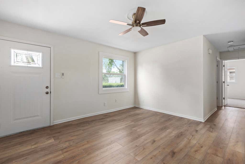 Photo of 4171 W 39th Avenue, Hobart, IN 46342 (MLS # 843865)