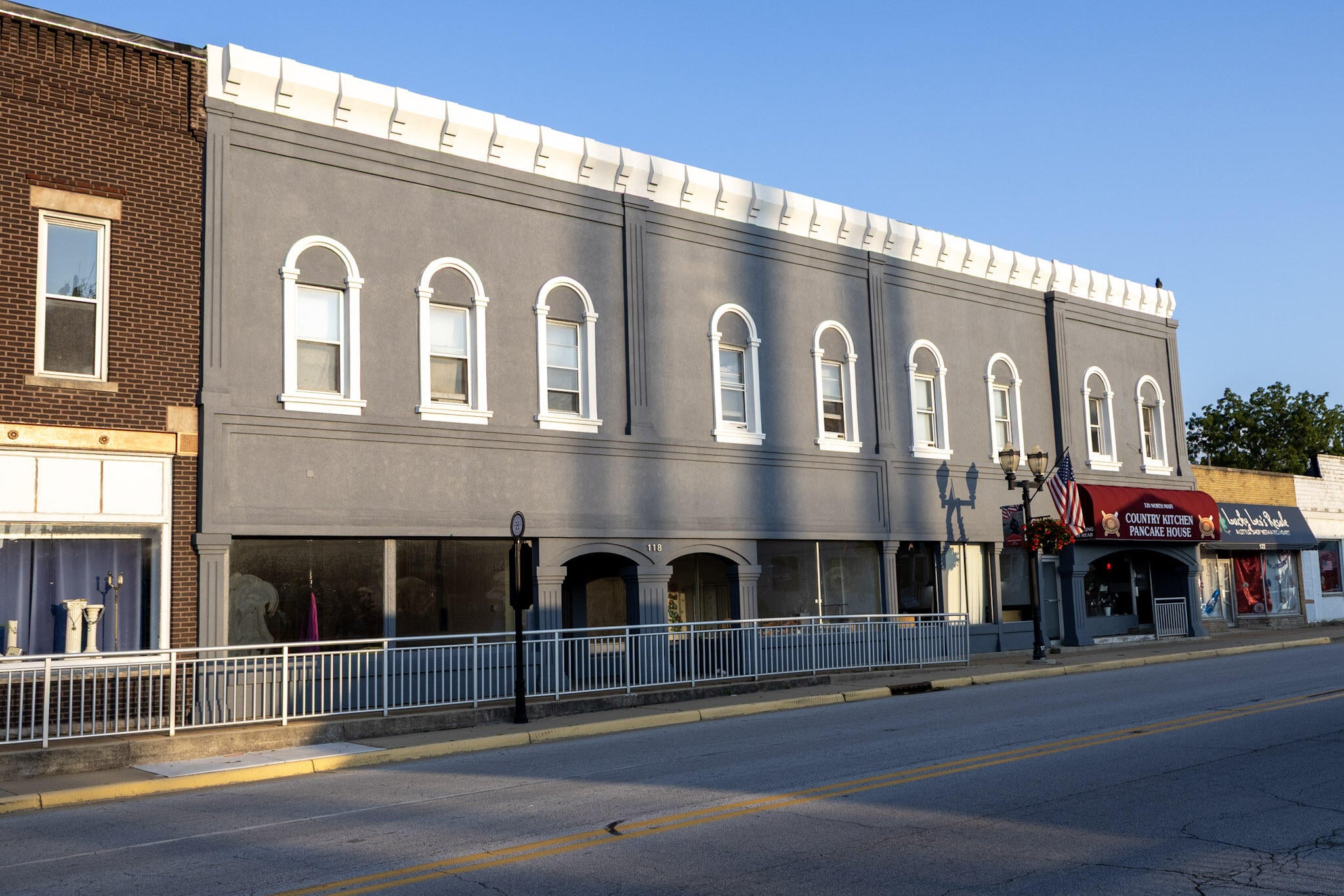118-120 N Main Street