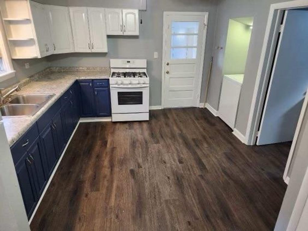 Photo of 1519 John Street, Whiting, IN 46394 (MLS # 833285)