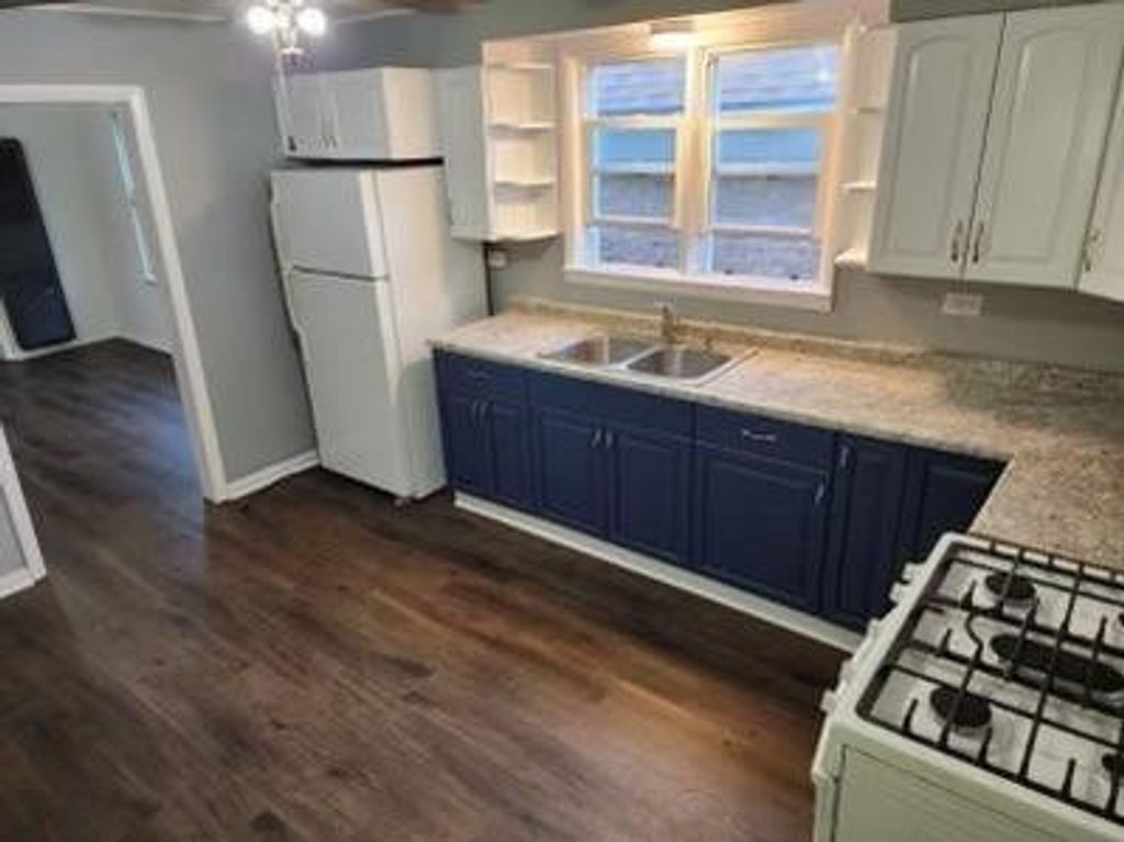 Photo of 1519 John Street, Whiting, IN 46394 (MLS # 833285)