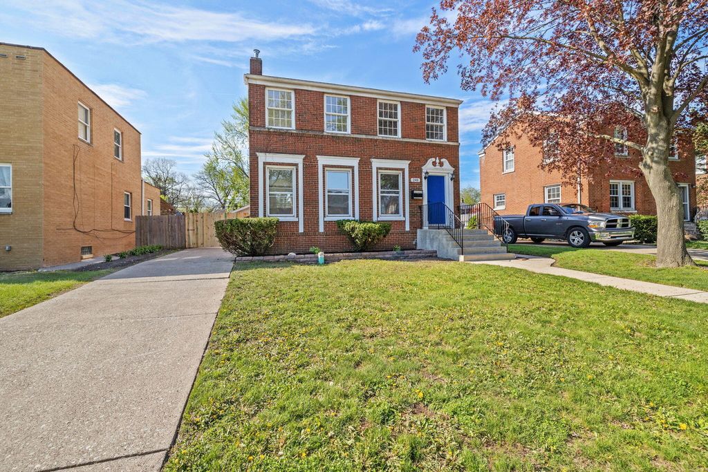 Photo of 248 Adelaide Place, Munster, IN 46321 (MLS # 837606)