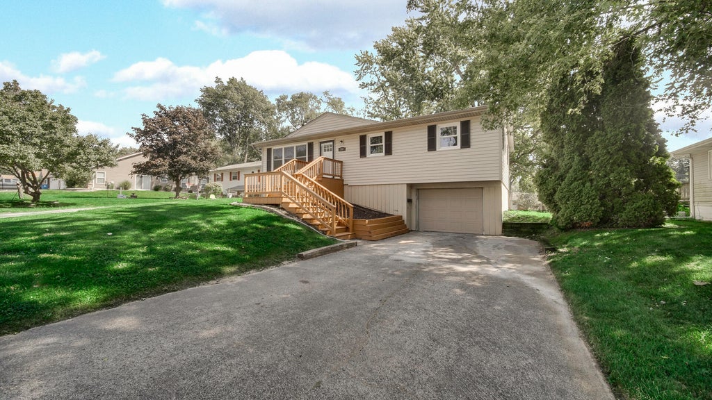 Photo of 250 Prairie Street, Lowell, IN 46356 (MLS # 844976)