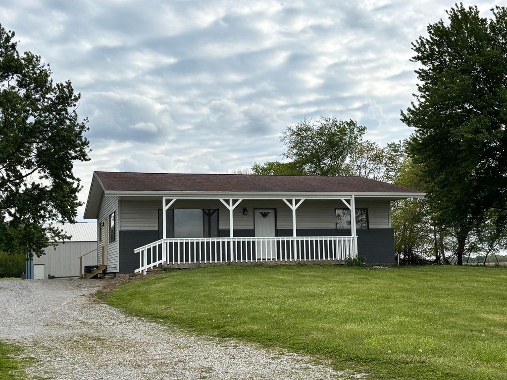 Photo of 5010 E 500 N, Monticello, IN 47960 (MLS # 838399)