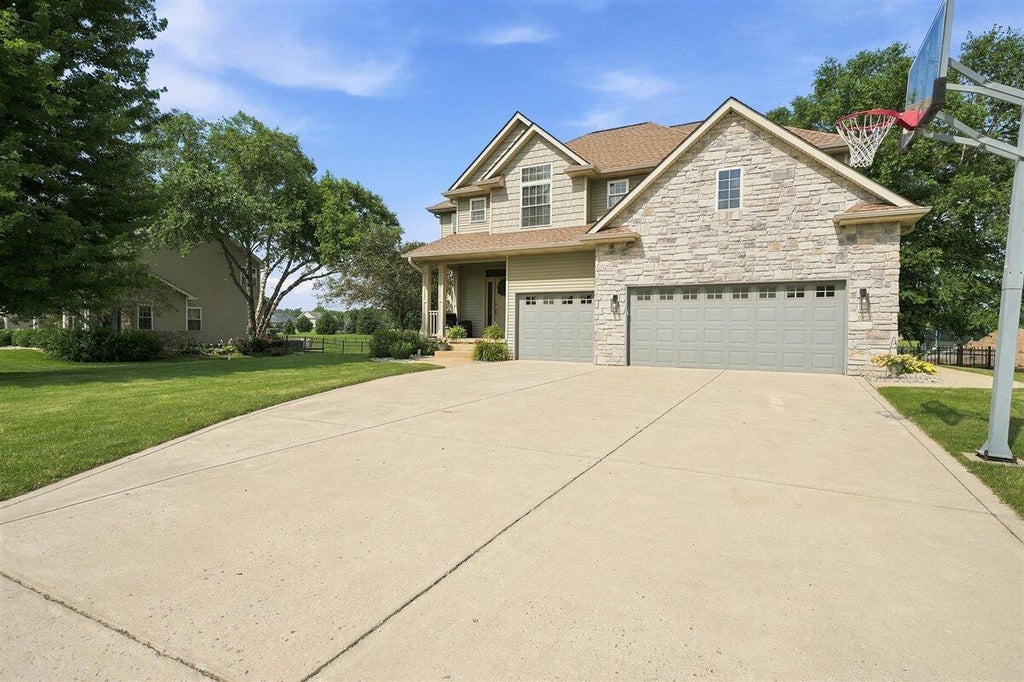 Photo of 179 Palomino Lane, Valparaiso, IN 46383 (MLS # 842271)