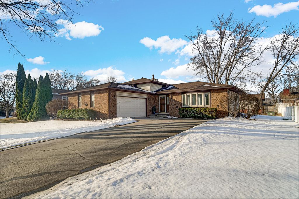 Photo of 6156 Gaston Avenue, Portage, IN 46368 (MLS # 833929)