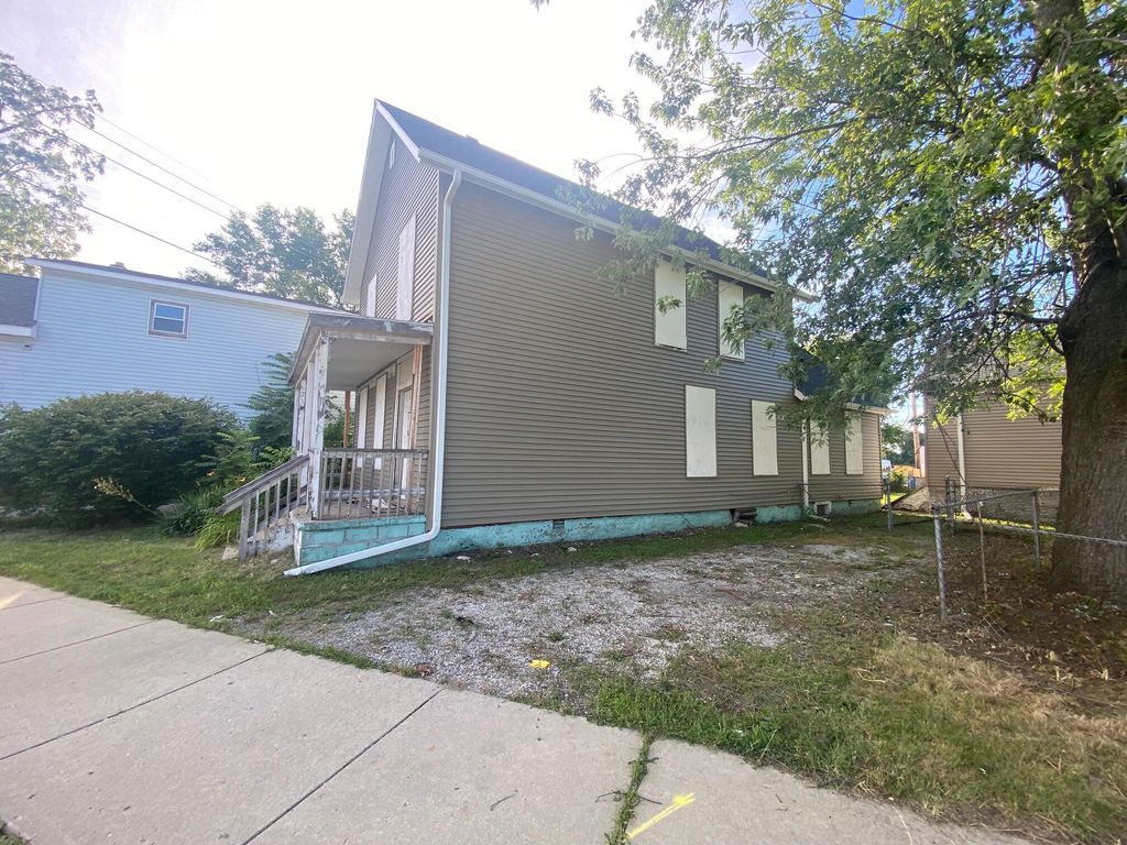 Photo of 207 Chicago Street, Michigan City, IN 46360 (MLS # 839872)