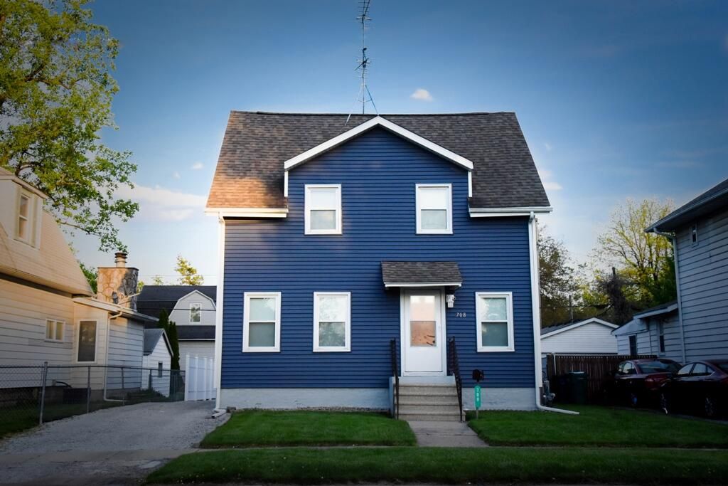 Photo of 708 Weller Avenue, La Porte, IN 46350 (MLS # 839069)
