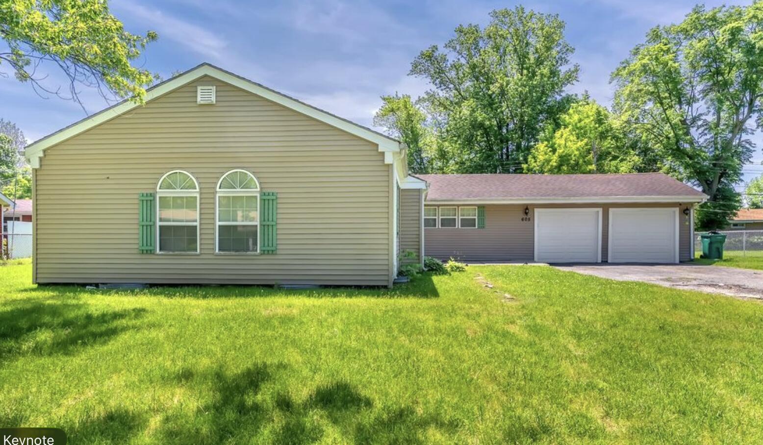 Photo 1 of 10 — 605 E 53rd Avenue, Merrillville, IN 46410