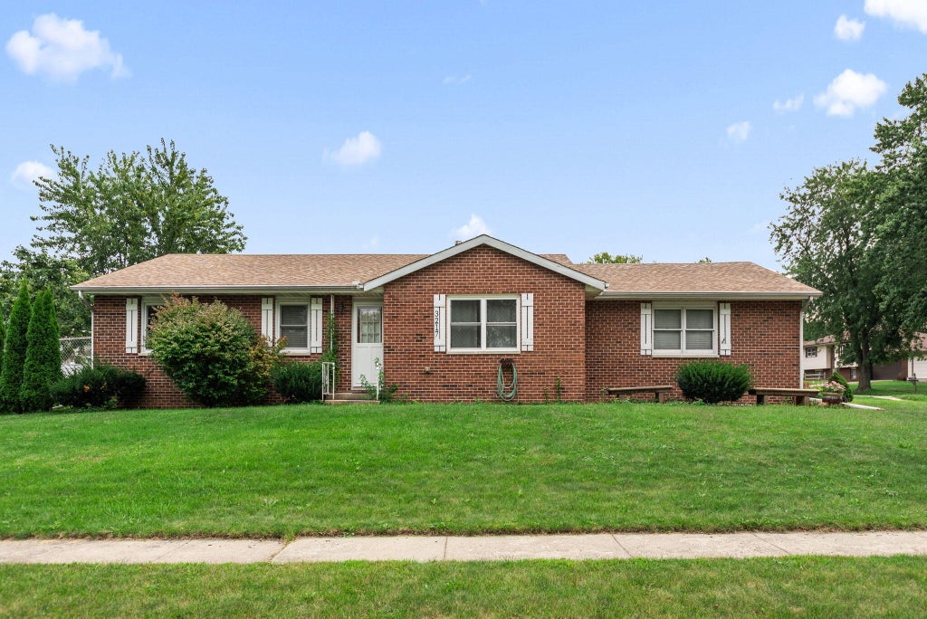 Photo of 3217 Augusta Boulevard, Portage, IN 46368 (MLS # 845947)