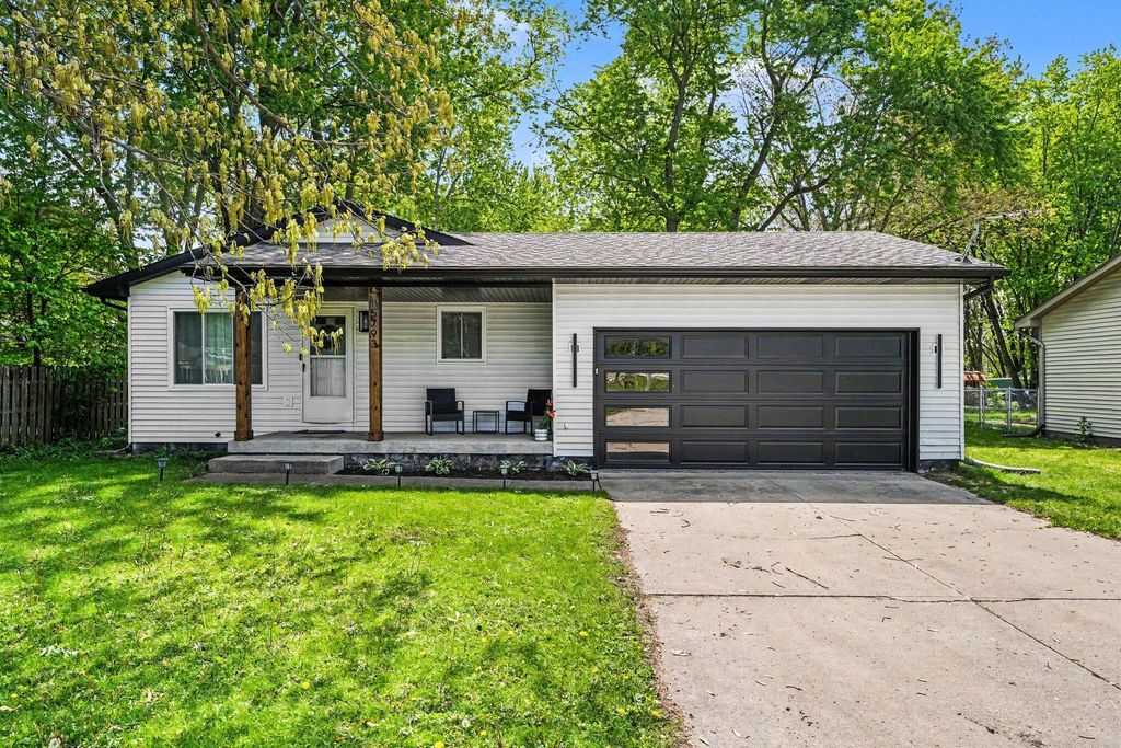 Photo of 5793 Paula Avenue, Portage, IN 46368 (MLS # 838225)