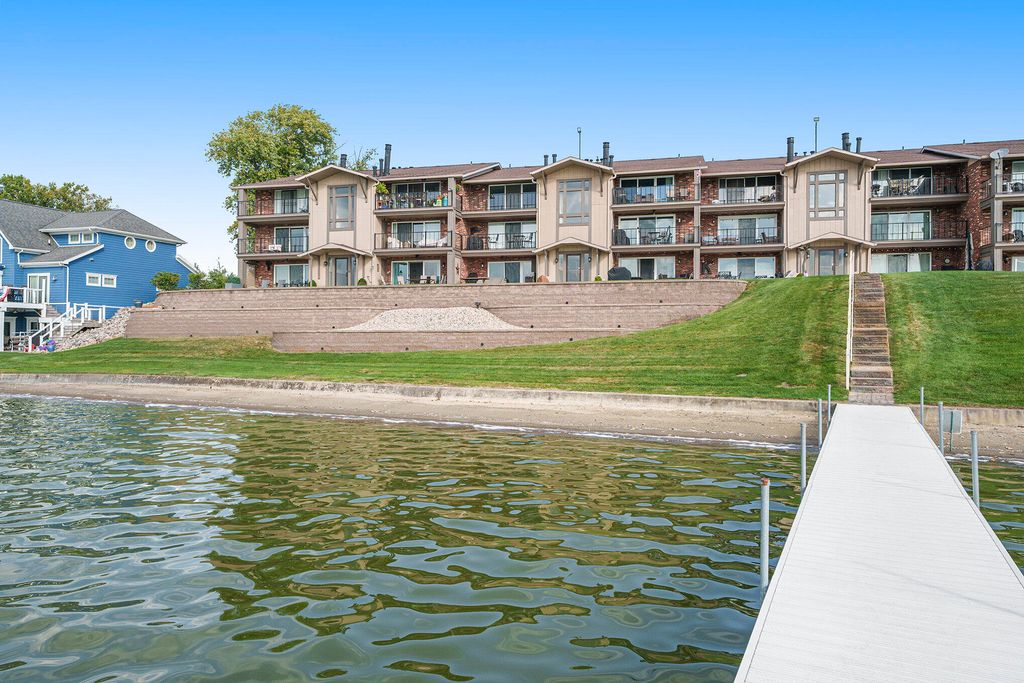 Photo of 8125 Lake Shore Drive #5, Cedar Lake, IN 46303 (MLS # 838116)