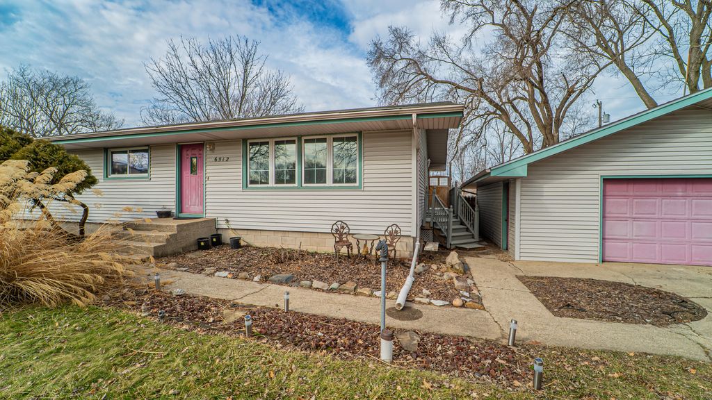 Photo of 6512 Evergreen Avenue, Portage, IN 46368 (MLS # 834987)