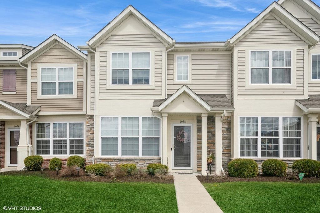 Photo of 1078 E 114th Avenue, Crown Point, IN 46307 (MLS # 830558)