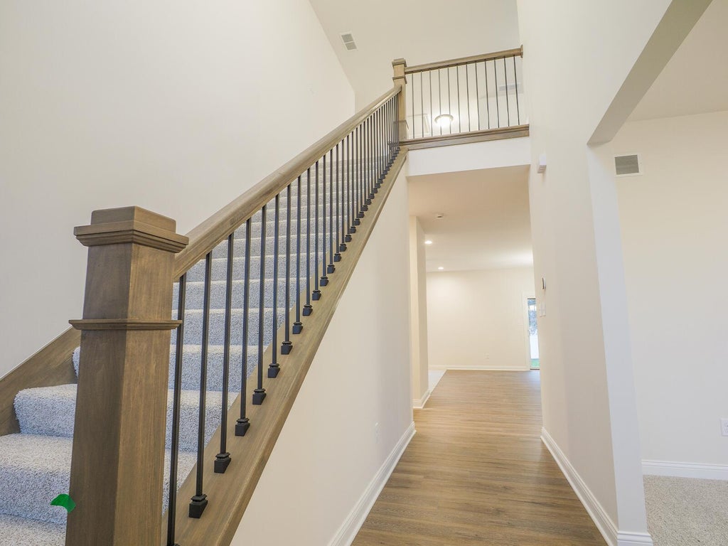 Photo of 1757 Frst Rdg Drive, Valparaiso, IN 46385 (MLS # 844735)