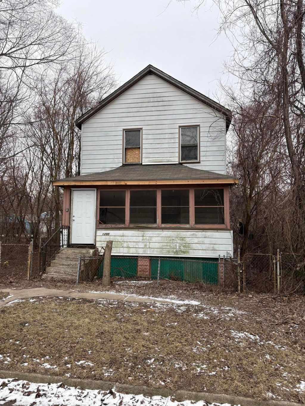 Photo of 1295 W 16th Avenue, Gary, IN 46407 (MLS # 834749)
