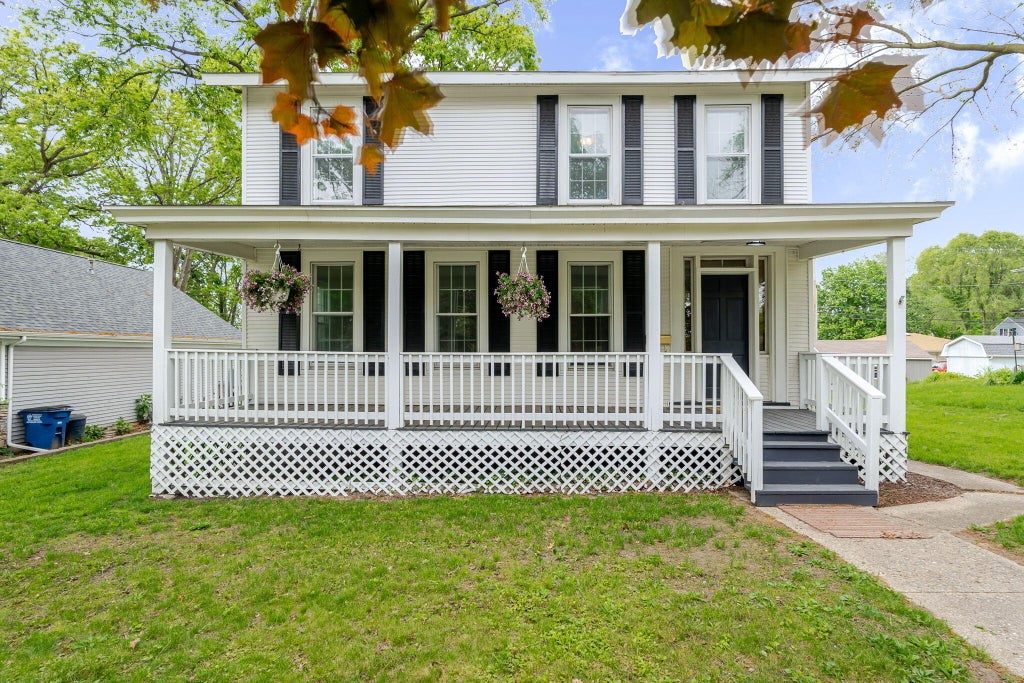 Photo of 104 Gardena Street, Michigan City, IN 46360 (MLS # 840040)