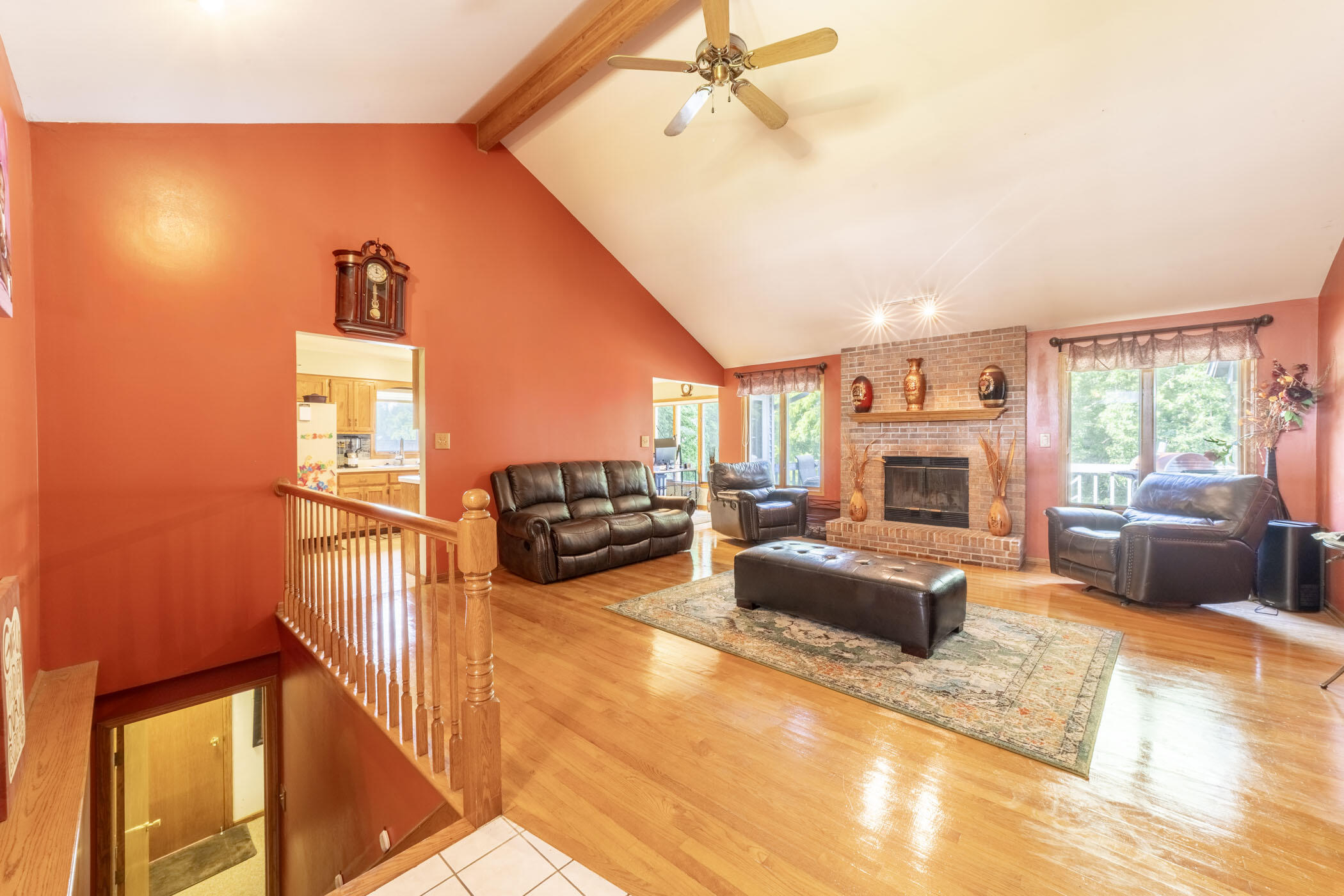 7114 Starling Drive