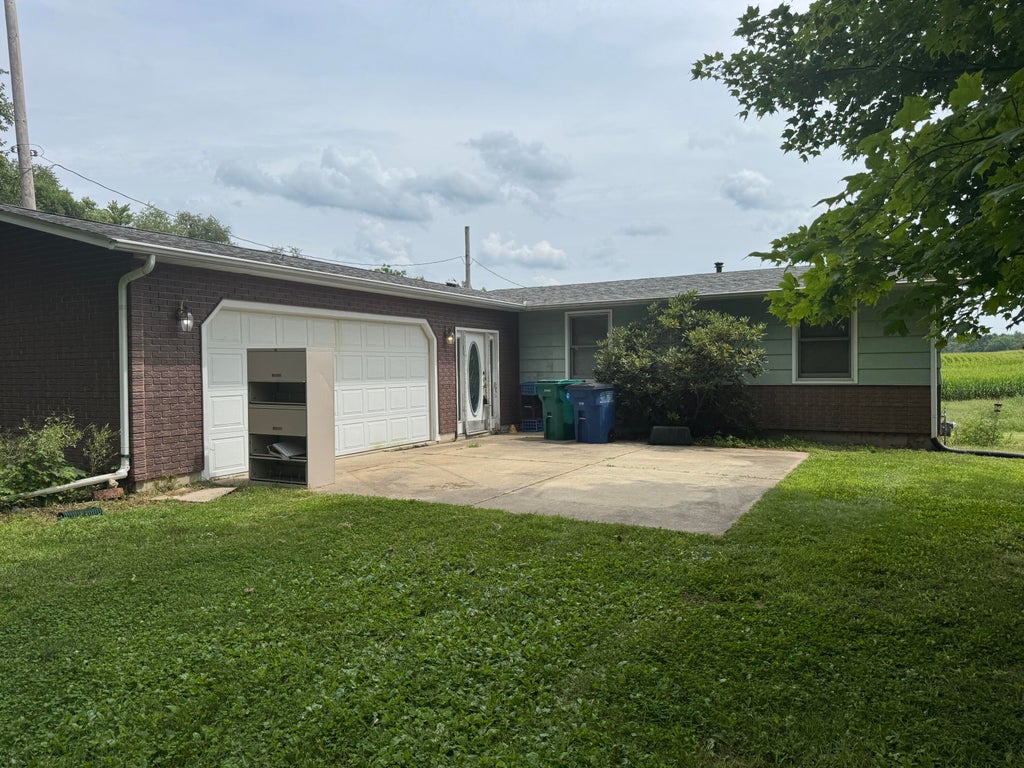 Photo of 5201 S 500 W, La Porte, IN 46350 (MLS # 843210)
