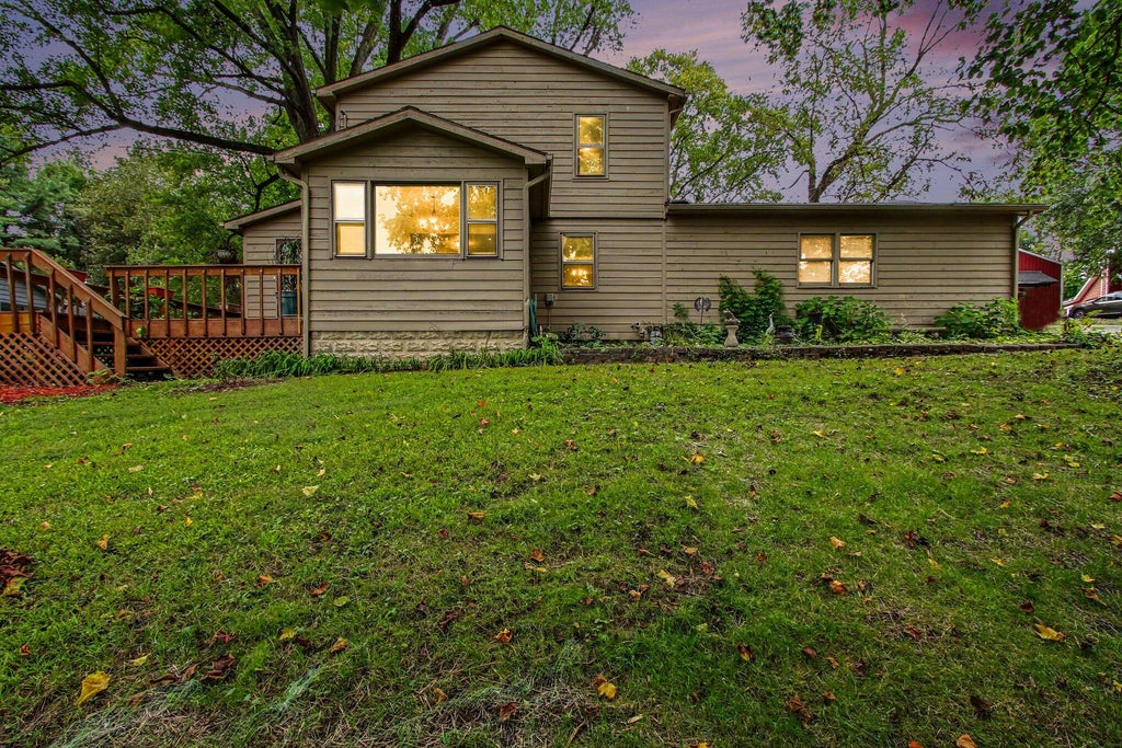 Photo of 444 N 450 E, Valparaiso, IN 46383 (MLS # 845999)