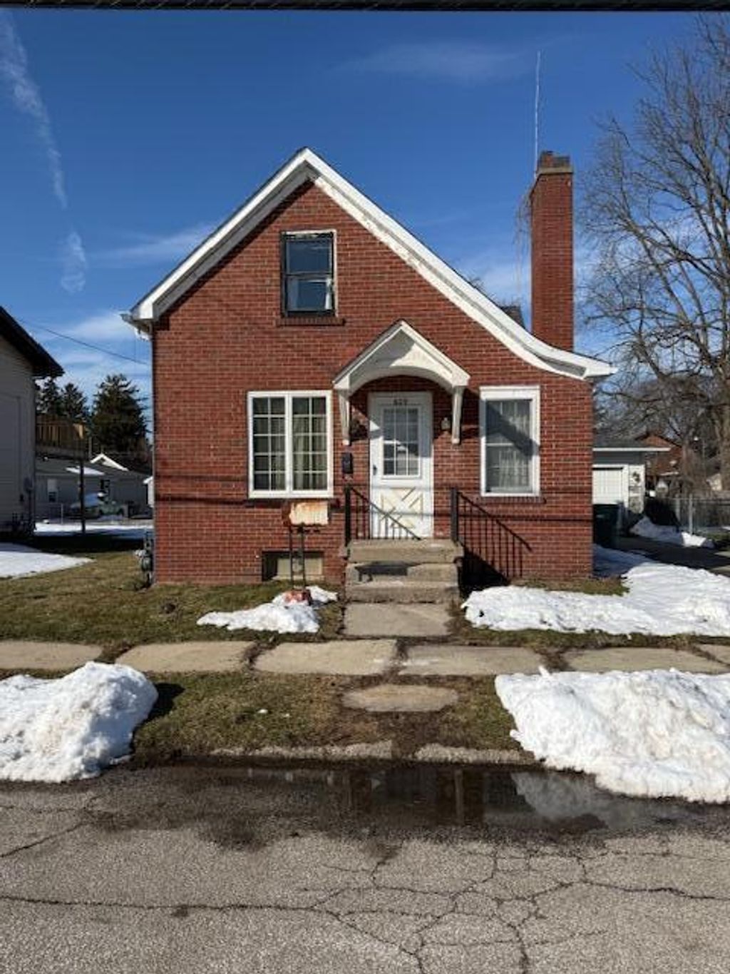 Photo of 609 Niles Street, La Porte, IN 46350 (MLS # 834673)