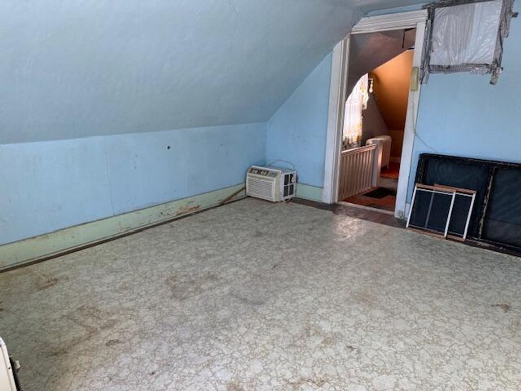 Photo of 609 Niles Street, La Porte, IN 46350 (MLS # 834673)