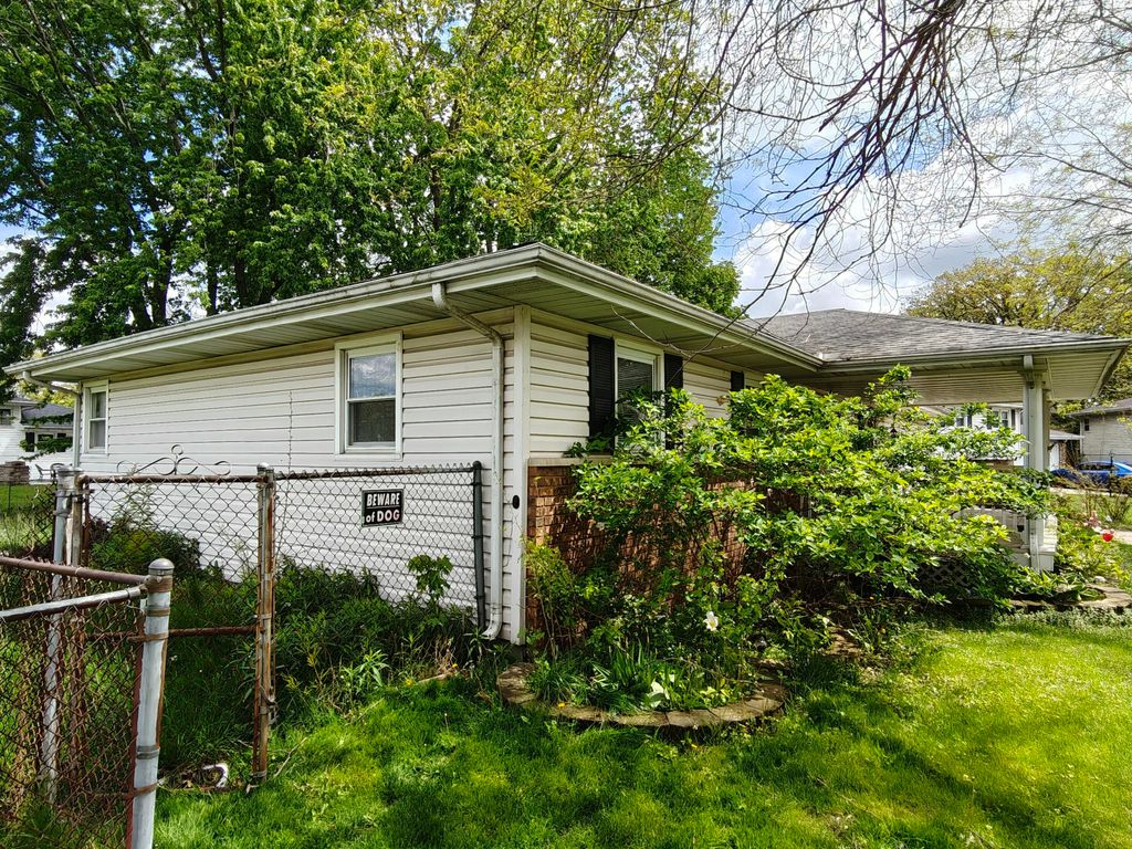 Photo of 5358 Redwood Avenue, Portage, IN 46368 (MLS # 838530)