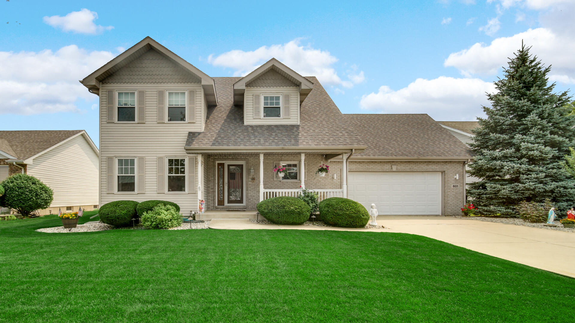 Photo 1 of 42 — 601 Sunflower Lane, Dyer, IN 46311