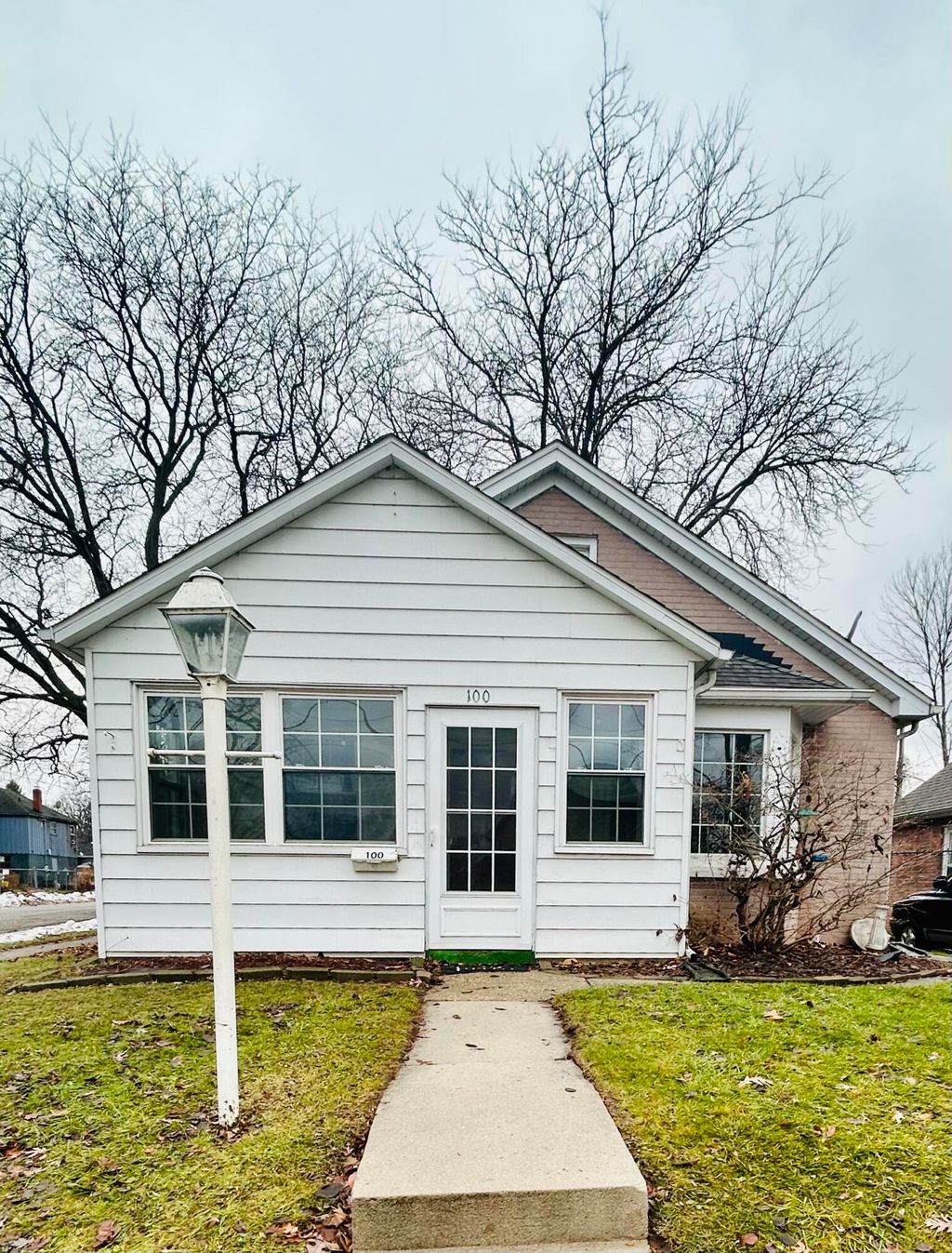 Photo of 100 W 2nd Street, Hobart, IN 46342 (MLS # 832016)