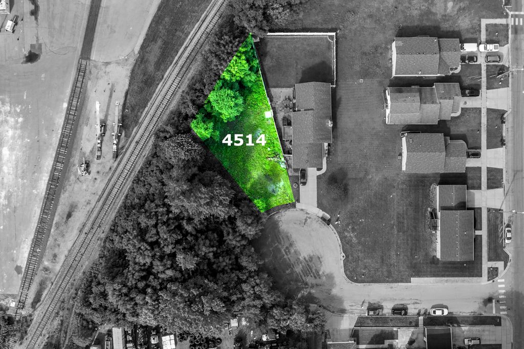 Photo of 4514 Geneva Glenn Court, East Chicago, IN 46312 (MLS # 835374)