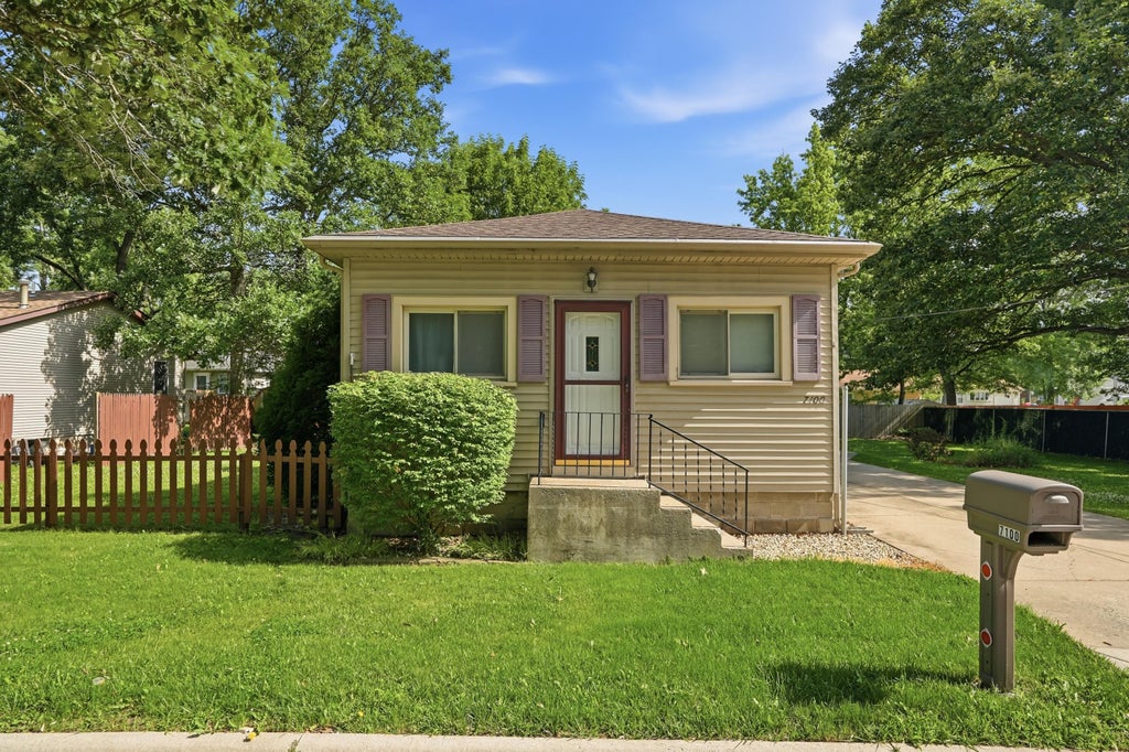 Photo of 7100 W 129th Avenue, Cedar Lake, IN 46303 (MLS # 841771)