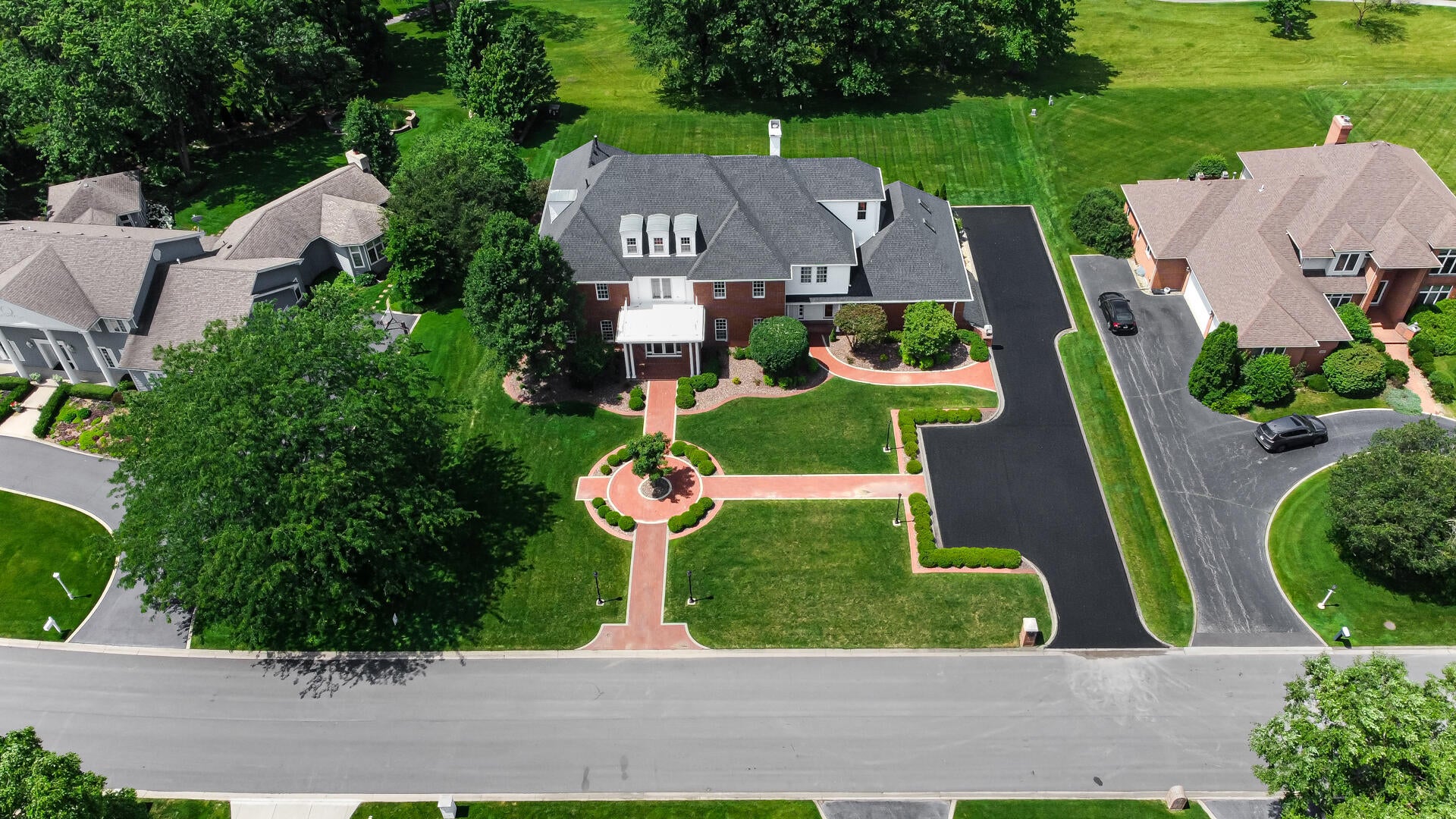 836 Killarney Drive