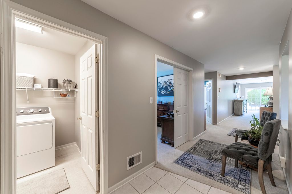 Photo of 1615 Golden Oak Drive, Crown Point, IN 46307 (MLS # 839724)