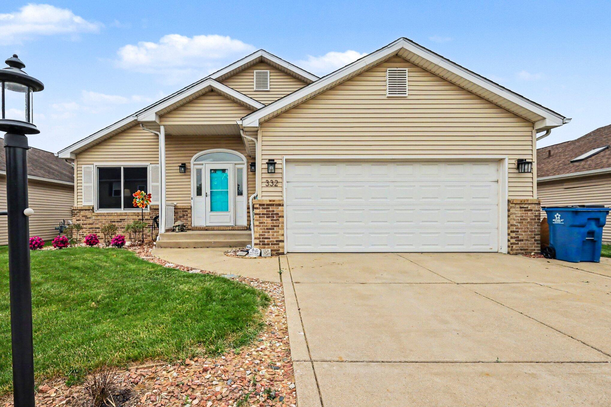 332 Carey Lane