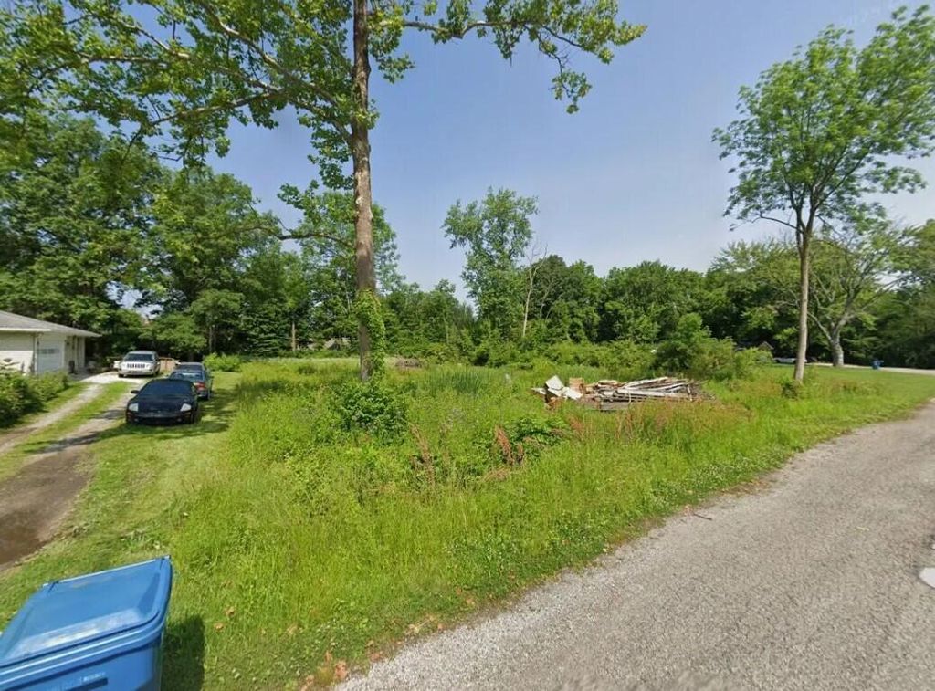 Photo of 8900 S Illinois Street, Indianapolis, IN 46217 (MLS # 835394)