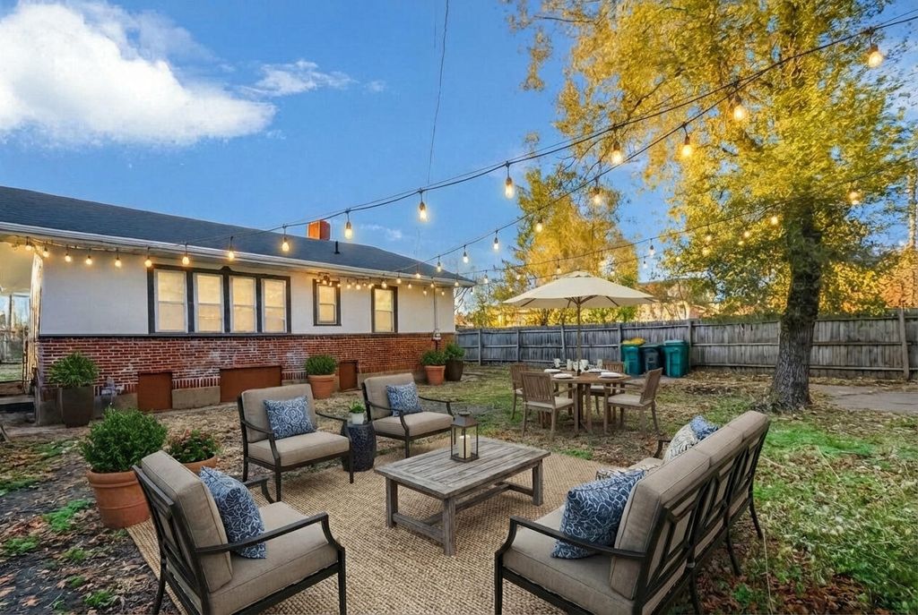 Photo of 733 Lincoln Street, Gary, IN 46402 (MLS # 835125)