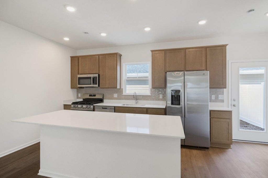 Photo of 13055 Carolina Street, Crown Point, IN 46307 (MLS # 844315)