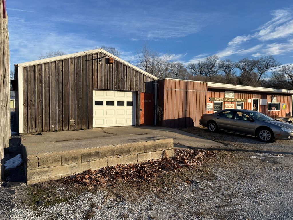 Photo of 2240 Us-35, Knox, IN 46534 (MLS # 832767)