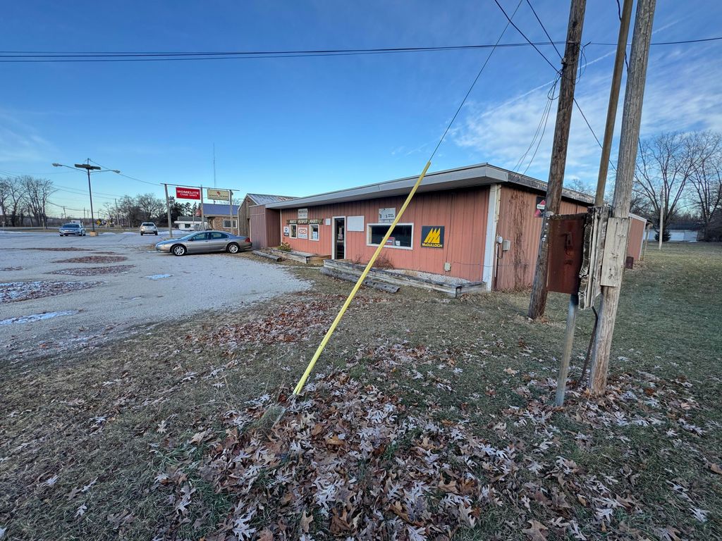 Photo of 2240 Us-35, Knox, IN 46534 (MLS # 832767)