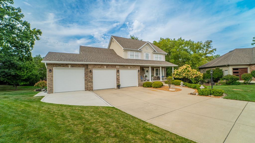 Photo of 1205 Waterside Lane, Crown Point, IN 46307 (MLS # 837786)