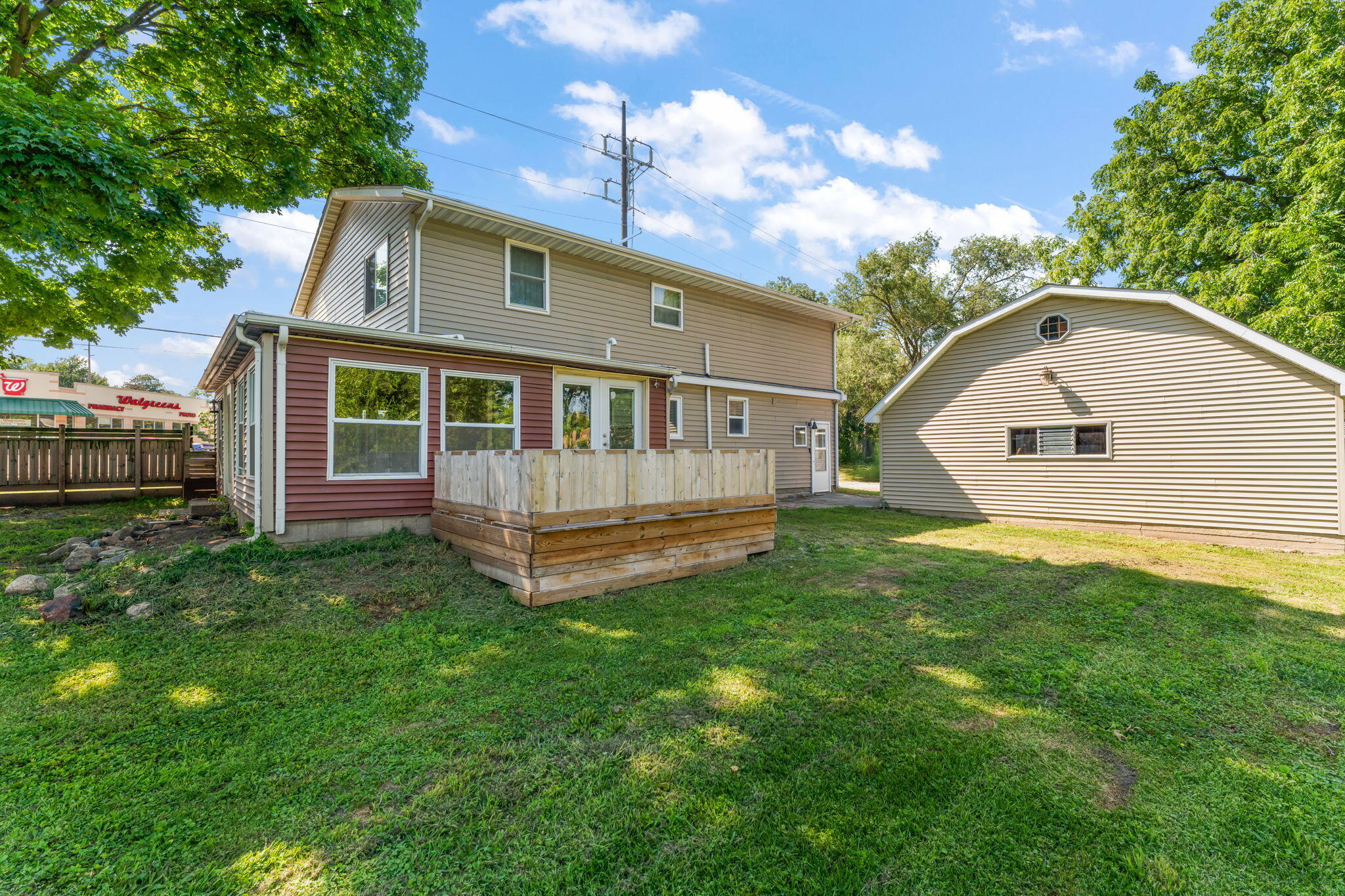 Hebron, Indiana 46341, United States, 5 Bedrooms Bedrooms, ,3 BathroomsBathrooms,Residential,Active,192423
