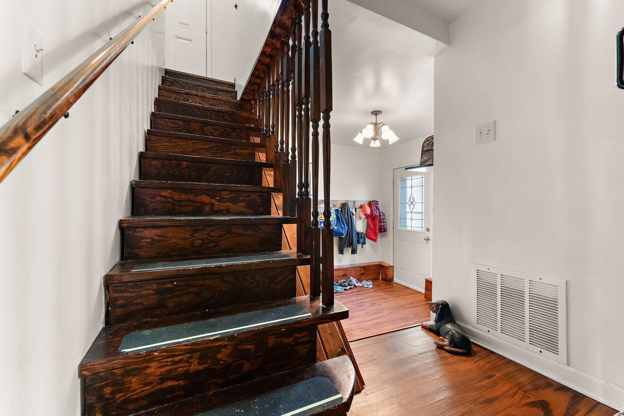 Hebron, Indiana 46341, United States, 5 Bedrooms Bedrooms, ,3 BathroomsBathrooms,Residential,Active,192423