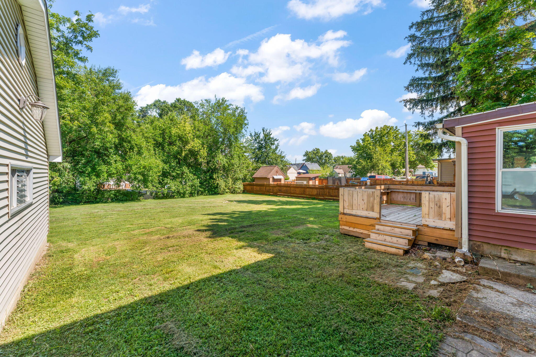 Hebron, Indiana 46341, United States, 5 Bedrooms Bedrooms, ,3 BathroomsBathrooms,Residential,Active,192423