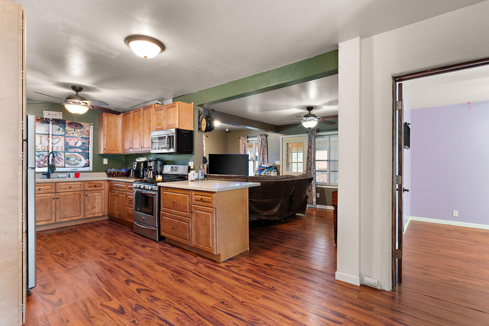 Hebron, Indiana 46341, United States, 5 Bedrooms Bedrooms, ,3 BathroomsBathrooms,Residential,Active,192423