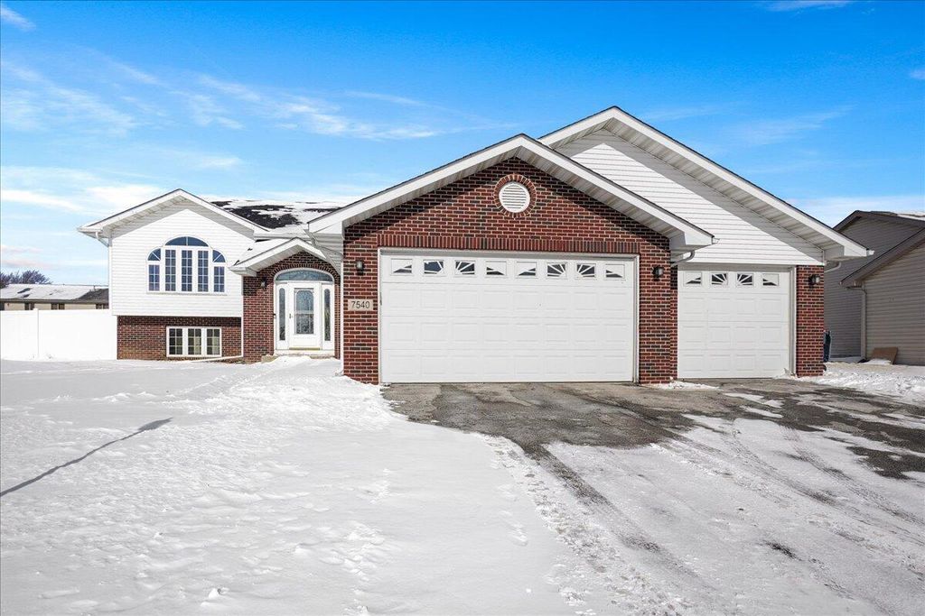 Photo of 7540 W 92nd Avenue, Crown Point, IN 46307 (MLS # 833363)