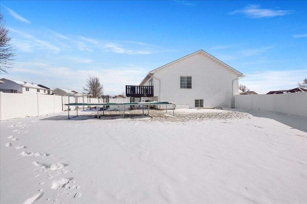Photo of 7540 W 92nd Avenue, Crown Point, IN 46307 (MLS # 833363)