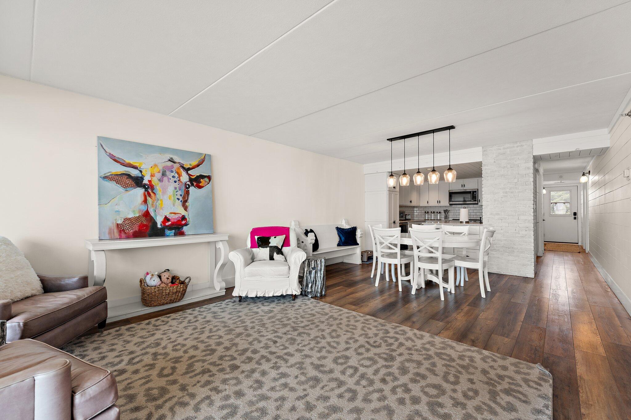 100 Lake Shore Drive 606