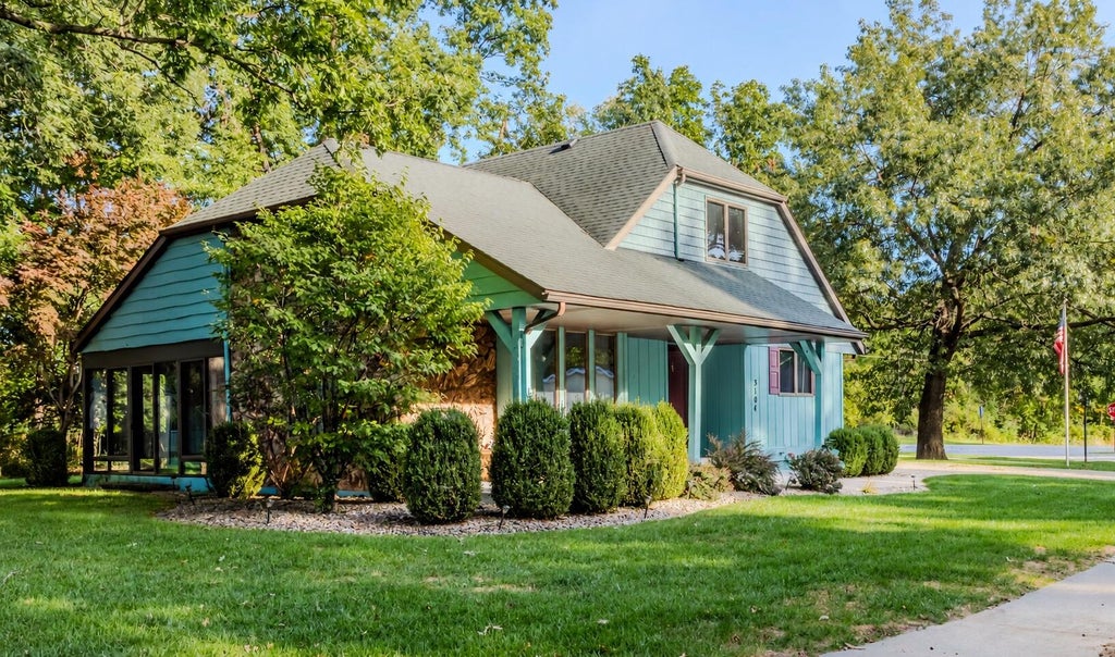 Photo of 3104 Churchview Drive, Valparaiso, IN 46383 (MLS # 846258)