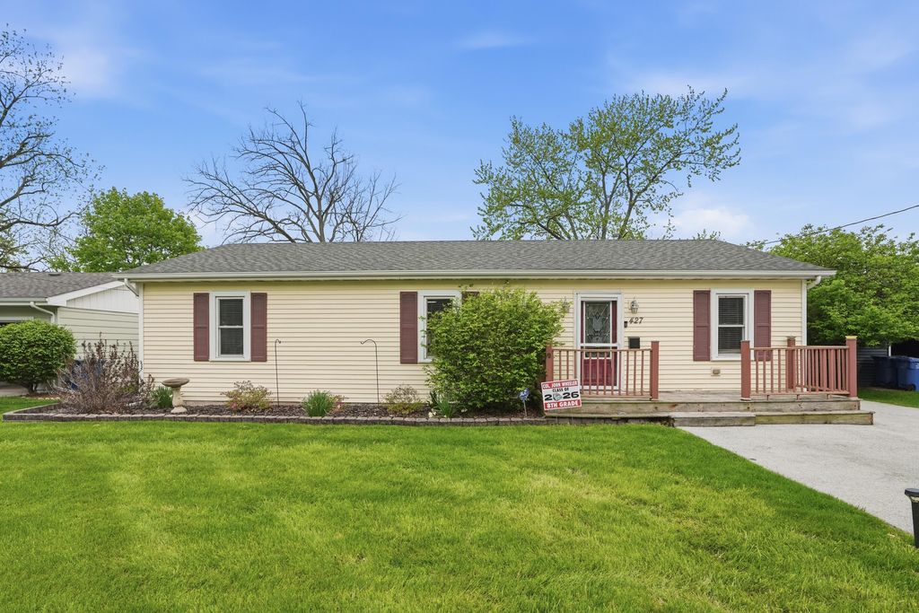 Photo of 427 S East Street, Crown Point, IN 46307 (MLS # 838251)